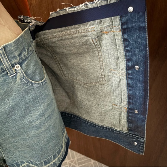 SACAI DENIM SHORTS sz 2 S-M Blue Jeans High Waist Skort Raw Hem - Picture 7 of 15